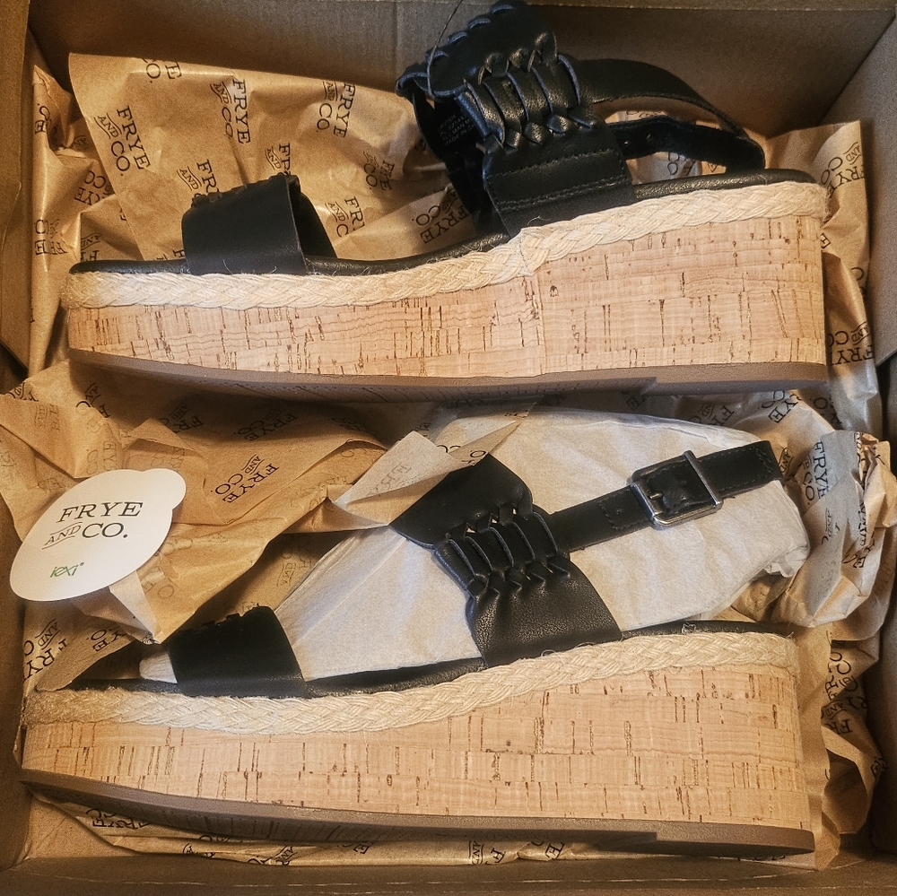 Frye And Co. Black Leather Wedge Sandals Womens 6M NIB